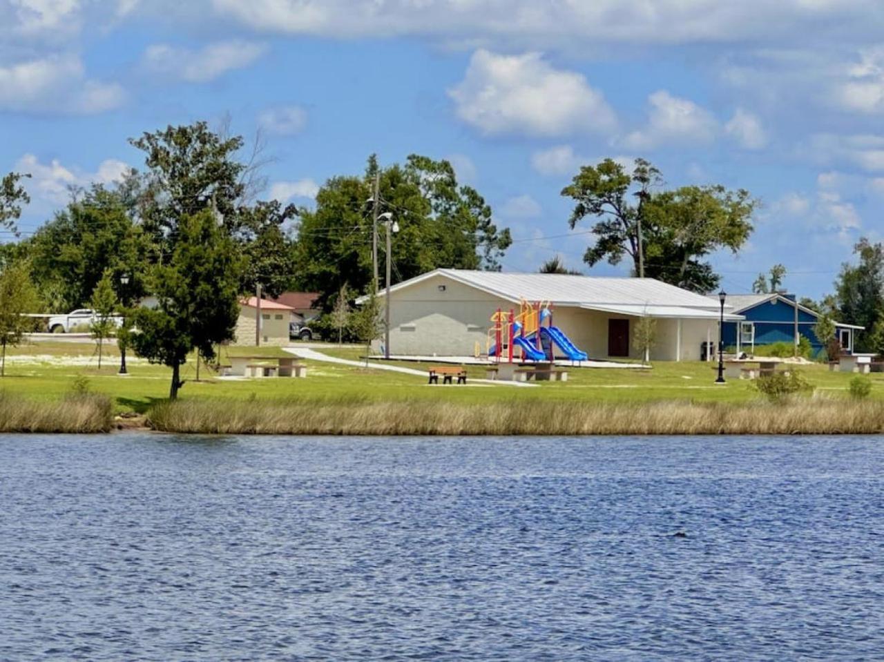 Nautical Nirvana-Waterfront Joys From Sunrise Paddles To Hot Tub Sunsets Villa Panama City Exterior photo